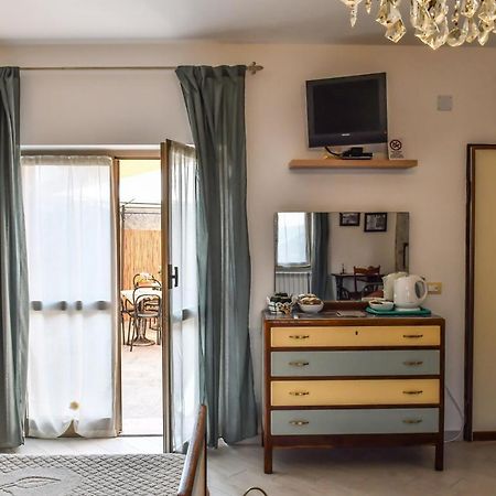 Bed and Breakfast La Terra di Mingo Vado Ligure Esterno foto