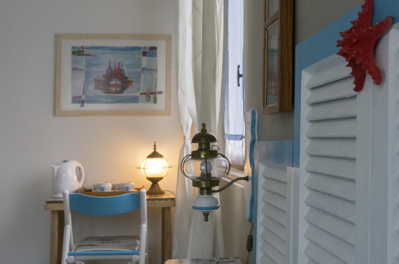 Bed and Breakfast La Terra di Mingo Vado Ligure Esterno foto