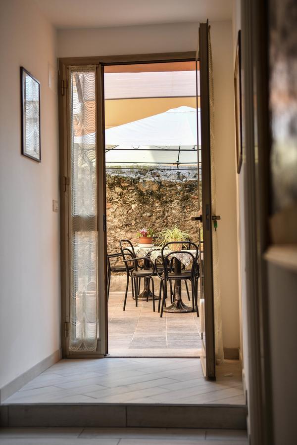 Bed and Breakfast La Terra di Mingo Vado Ligure Esterno foto