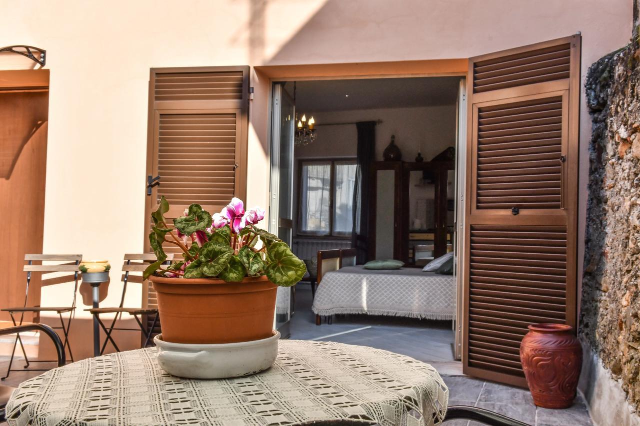 Bed and Breakfast La Terra di Mingo Vado Ligure Esterno foto